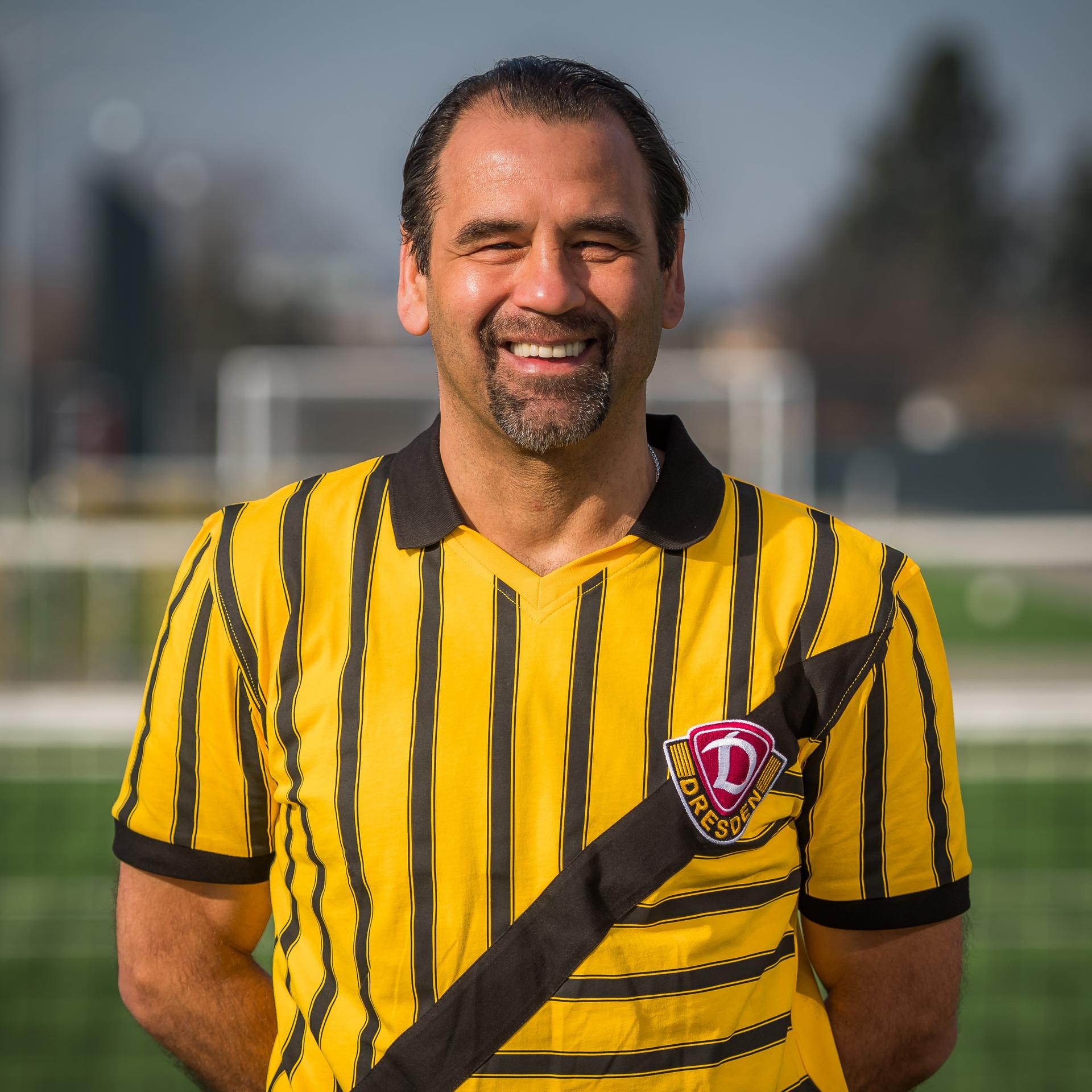 Schirherr Ulf Kirsten im Trikot Dynamo Dresden